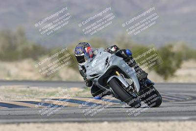 media/Jan-15-2026-Racers Edge (Thu) [[dfebeb70ab]]/2-A Group/Session 5 (Turn 5)/